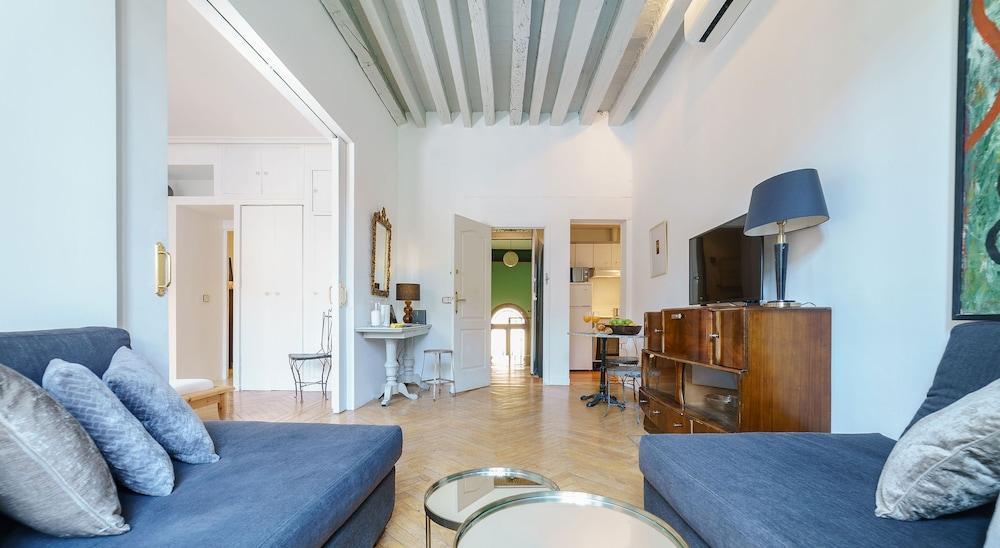 Charming Fuencarral II Apartment Madrid Ngoại thất bức ảnh