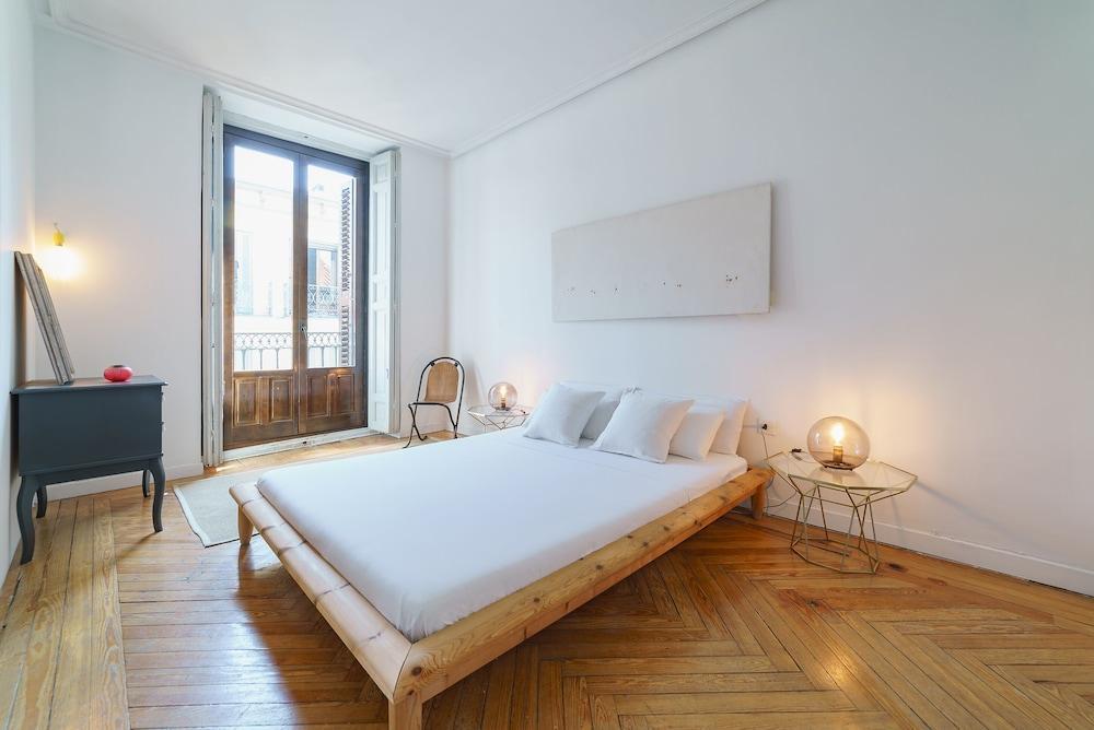 Charming Fuencarral II Apartment Madrid Ngoại thất bức ảnh